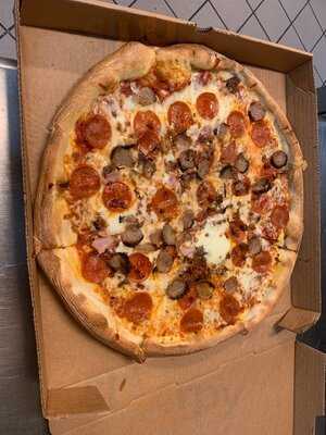 Avanti Pizza & Wings