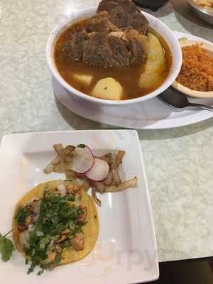 Los Compadres Mexican Restaurant