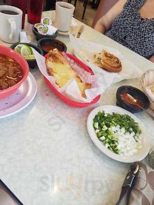 Los Compadres Mexican Restaurant