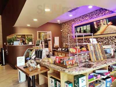 The Teahouse Tapioca & Tea