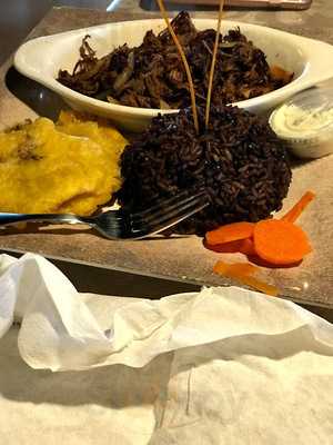 Panchos Spanish Bakery & Deli