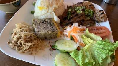 Hot-n-tasty Roti Shop