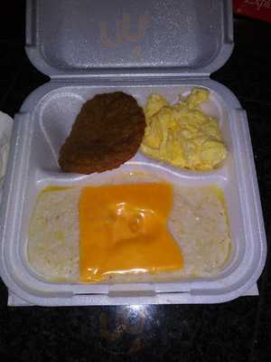 Mabell Ice Cream And Sandwich Shop