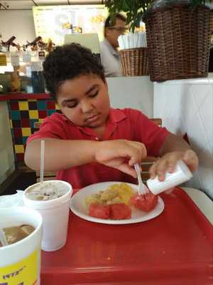 Hartz Chicken Buffet