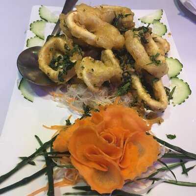 Neway Restaurant And Lounge