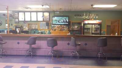 Starlight Restaurant & Lounge