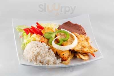 Honduras Maya Internacional Bar & Grill