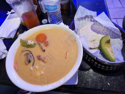 Honduras Maya Internacional Bar & Grill