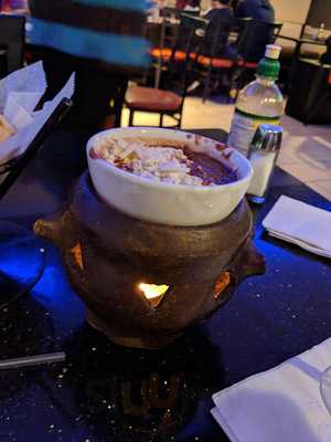 Honduras Maya Internacional Bar & Grill