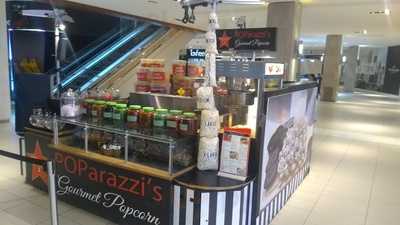 Poparazzi's Gourmet Popcorn