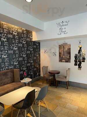 Cafe Paris