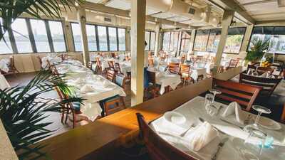 Russell's Restaurant