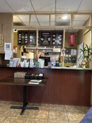 Kome Chinese & Sushi Bar