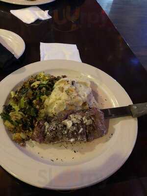 The District Gastrobar