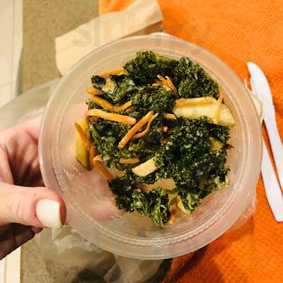 Tropical Smoothie Cafe