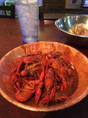 Hank's Famous Cajun Crawfish