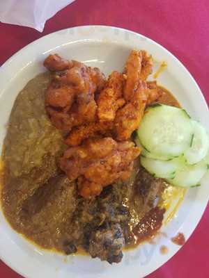 Lazeeza Restaurant South