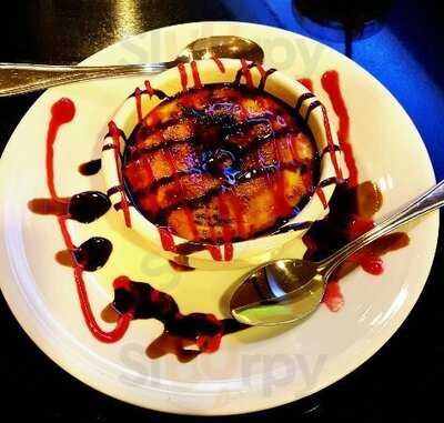 Oasis Restaurant And Lounge