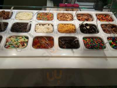 Yogurtland