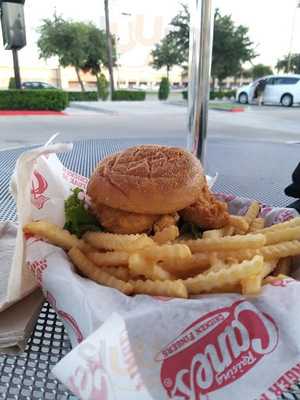 Raising Cane's Chicken Fingers