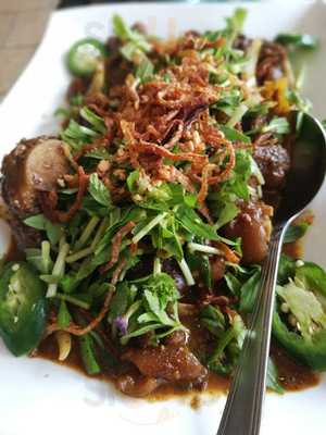 Ha's Kitchen Asian Cuisine