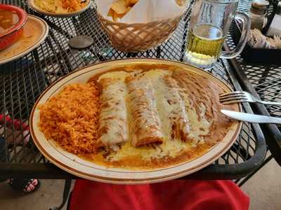 La Fiesta Restaurant & Cantina