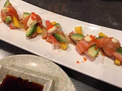 Fuji Sushi & Grill