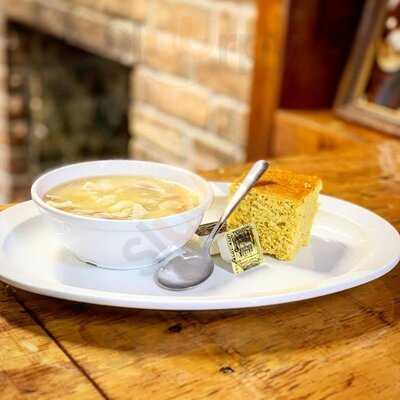 Mom's Country Kitchen