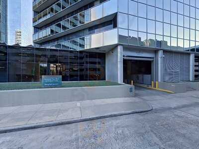 Rising Roll Gourmet Cafe