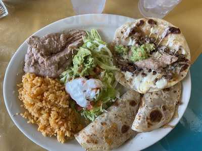 Dona Chela Restaurant