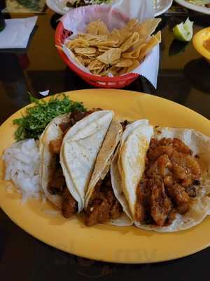 Dona Chela Restaurant