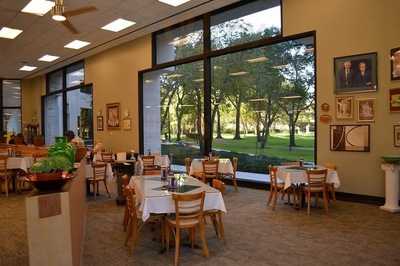 Edo's Cafe On The Park