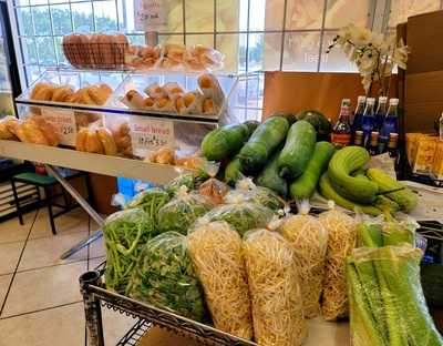 Parisian Bakery Iii & Cafe