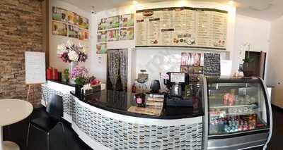 Bambu Desserts And Drinks