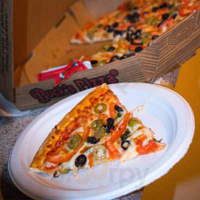 Buck's Pizza