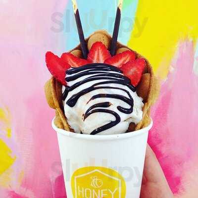 Honey Art Cafe