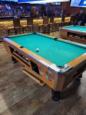 Pennison's Sports Pub Too