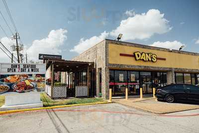 Dan's Seafood And Wings