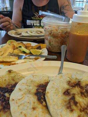 Antojitos Salvadorenos 2