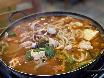 Han Mi Jung Korean Diner