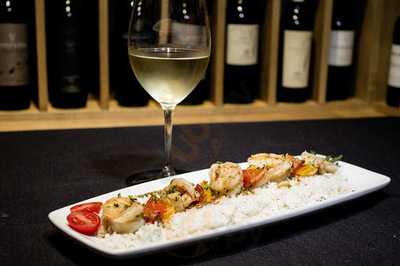 Pho Ln Sushi Bar & Grill