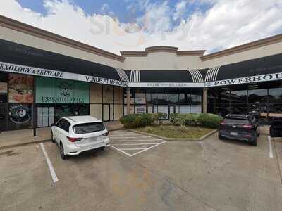 La Vie Fusion Bistro & Lounge