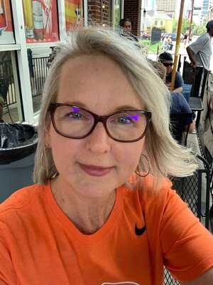 Home Plate Bar & Grill