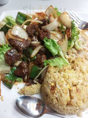 Broadway Noodle Soup Restaurant