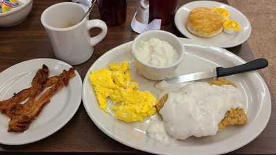 Noon Mediterranean Grill