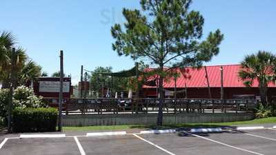 The Deck House Bar & Grill