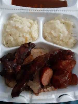 Old Hickory Barbeque Inn