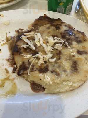 El Rinconsito Harwin Cafe