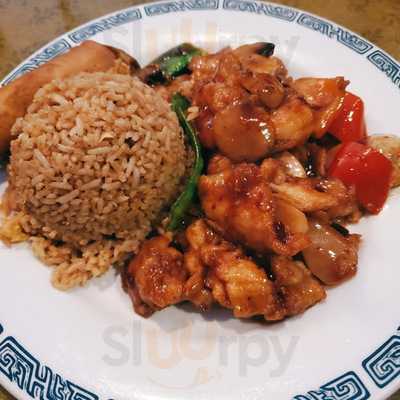 Tan's Hunan Chinese Restaurant