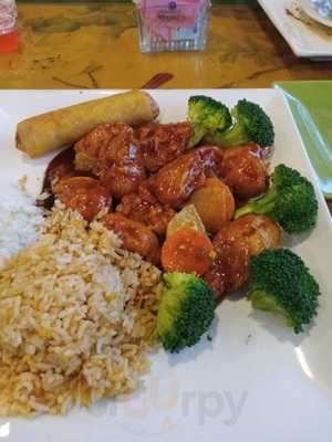 Hunan Village Restaurant